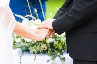 EX1A0431 1024x683 320x240 - Destination & Elopement Weddings